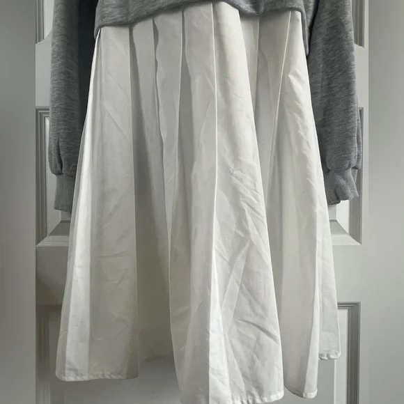 UNBRANDED Gray Cropped Sweatshirt White Skirt Layered Dress Size Medium - Picture 4 of 7